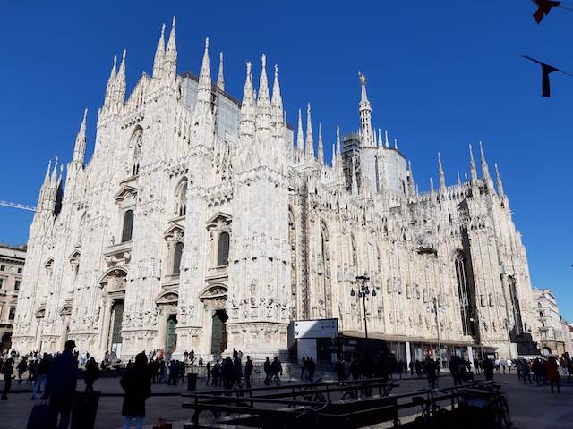 Thánh đường Duomo- địa điểm du lịch milan nổi tiếng nhất