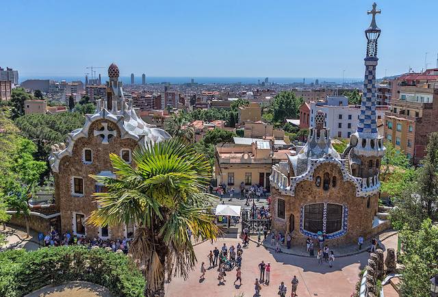 Công viên Parc Guell barcelona