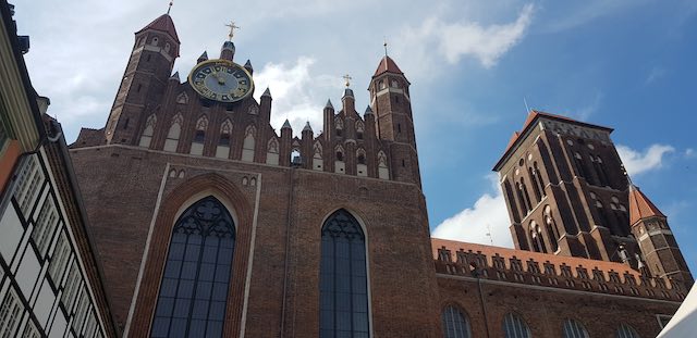 Nhà thờ St. Mary- địa điểm du lịch gdansk