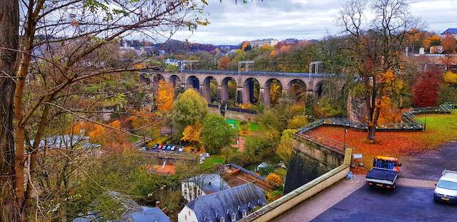 Khu phố cổ Luxembourg- lịch trình du lịch châu âu tự túc ngày 11